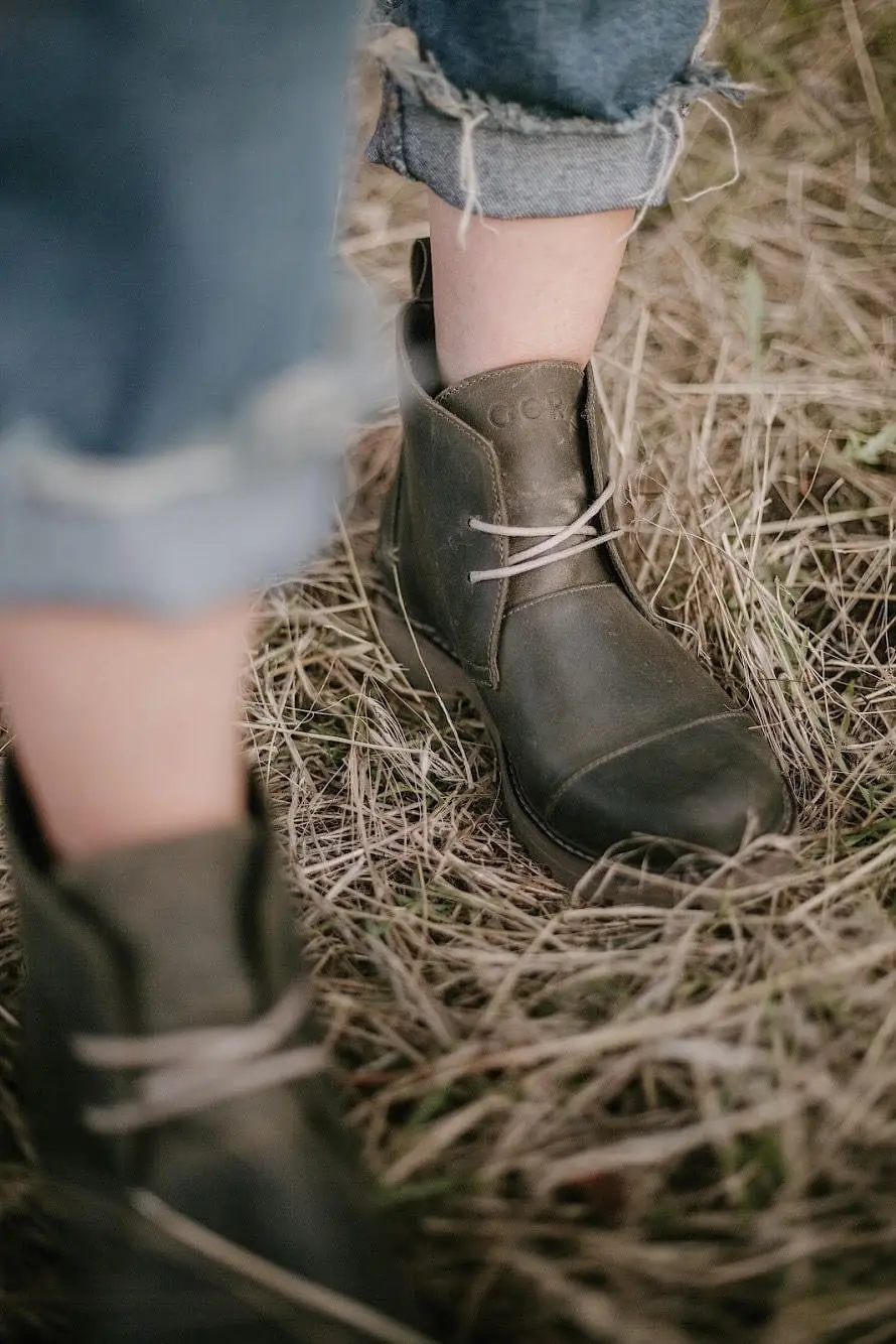 Women’s Green Aged Leather Desert Boots